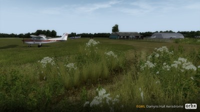 EGML Damyns Hall Aerodrome screenshot