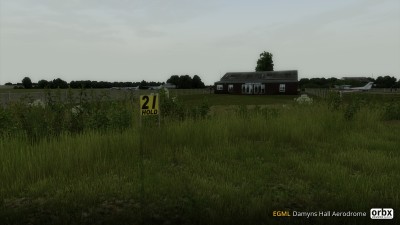 EGML Damyns Hall Aerodrome screenshot